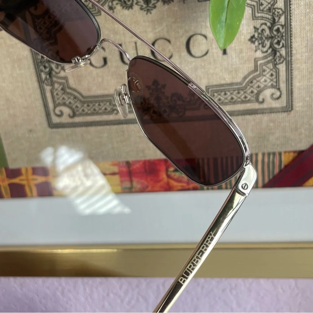 Burberry B-3112 Sunglasses – Brown Gradient | Excellent Condition | Case Include